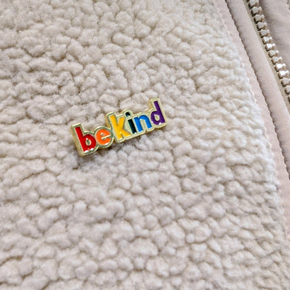 be kind Ansteck-Pin - LGBTQI+