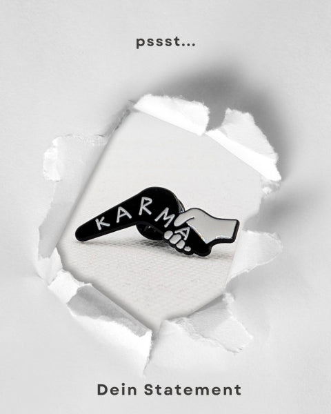 Karma strikes back Boomerang - Pin Anstecker
